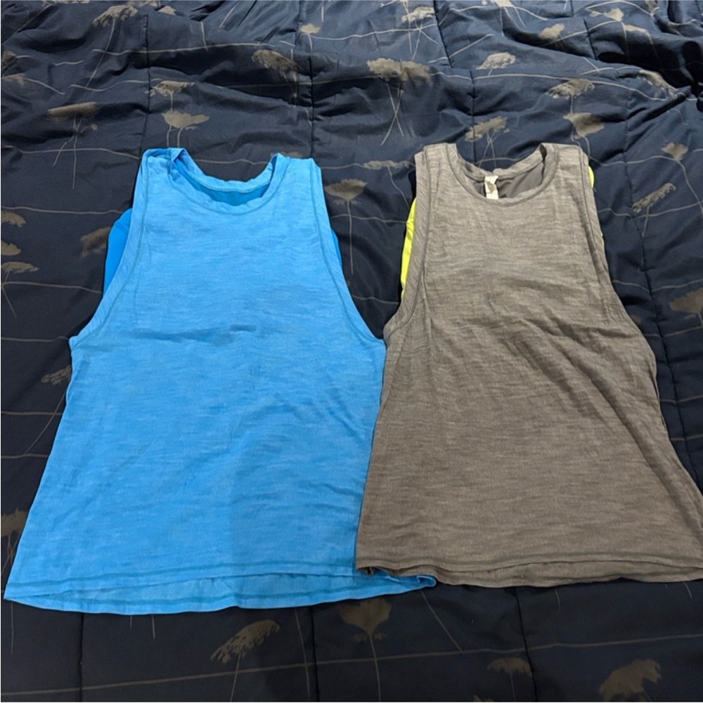 2 Lululemon Athletica Work The Circuit Tanks
Heathered Light Blue & Slate-size 6